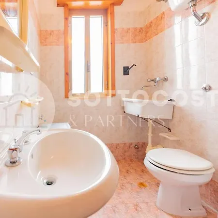 아파트 Mandorli Flat 1 산포카